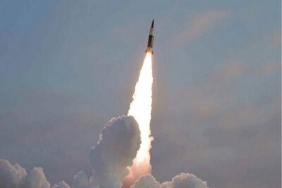 كوريا الشمالية تطلق عدداً من صواريخ كروز في البحر