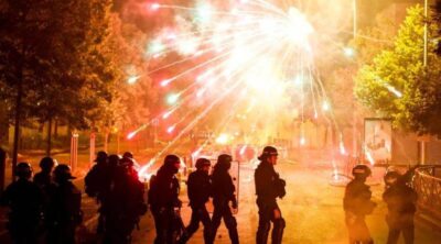 صدامات عنيفة بين الأمن والمتظاهرين.. فرنسا تحترق !