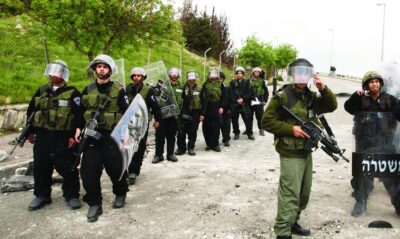 قوات الاحتلال الإسرائيلي تعتقل ثلاثة شبان في الضفة الغربية