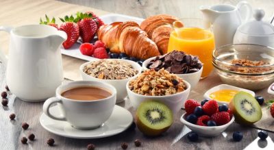 خبراء: وجبة الفطور تؤثر على صحة ووزن الجسم والحالة المزاجية