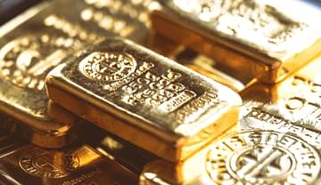 ارتفاع أسعار الذهب رغم قوة الدولار وعوائد سندات الخزانة الأمريكية