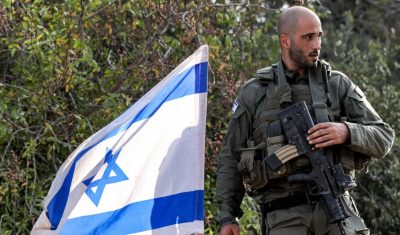 الجيش الإسرائيلي يكشف عدد المحتجزين لدى حماس