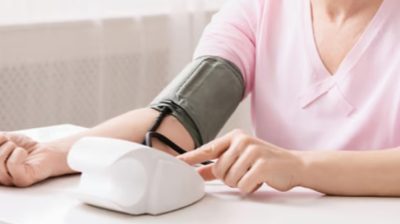 دراسة: إذا كان شريك حياتك يعاني من ارتفاع ضغط الدم فيجب عليك الفحص بشكل عاجل