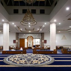 امتلاء الطرق المحيطة بالمسجد الحرام خلال صلاة التراويح في ليلة ختم القرآن