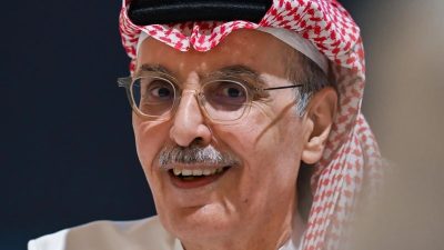 خادم الحرمين يوجه بإطلاق اسم الأمير بدر بن عبد المحسن على أحد طرق الرياض