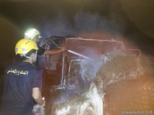 مدني” أحد المسارحة” يسيطر على حريق “تريلا” في مصنع بلك