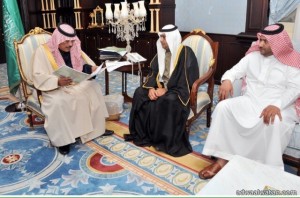 سمو أمير الباحة يستقبل مدير هيئة الهلال الاحمر السعودي بالمنطقة