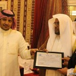 الشيخ أحمد آل مكتوم يتوج “وقت اللياقة” بجائزة الإبداع الرياضي