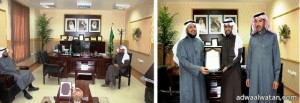 قائد متوسطة الإمام محمد بن سعود يكرم مدير مكتب تعليم جنوب حائل