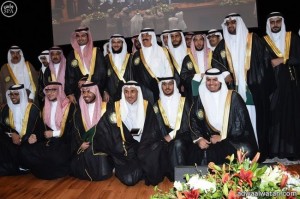 الأمير متعب بن عبدالله يرعى تخريج الدفعة الـ 12 من طلبة جامعة الملك سعود للعلوم الصحية