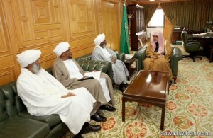 وزير الشؤون الإسلامية يستقبل  الرئيس العام لجماعة أنصار السنة المحمدية بالسودان