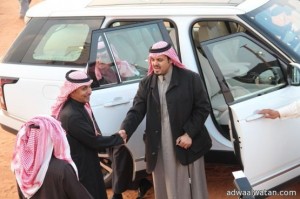 المشرف العام على اللجان المنظمة لمهرجان جائزة الملك عبدالعزيز يقوم بزيارة تفقديه للعيادات الطبية المتنقلة لجامعة المجمعة‎