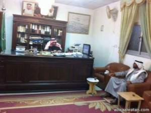 محافظ طريف يلتقي رجل الأعمال الشيخ عبدالله بن عبيد العويمري