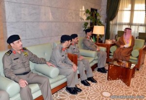 الأمير خالد بن بندر يستقبل مدير الأمن العام ومدير عام الدفاع المدني
