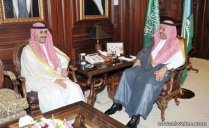 الأمير خالد بن سلطان يستقبل سفير الكويت