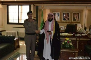 الشيخ العمراني يقوم بزيارة مدير شرطة تبوك