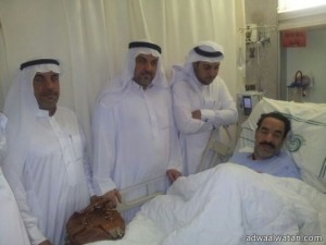 خروج عميد الفن الشعبي أبوعادل الاحسائي من المستشفى  سالما معافى